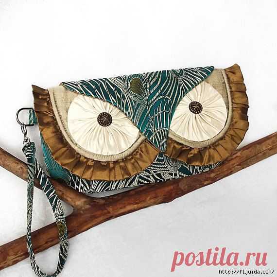 Самодельные сумочки, клатчи и косметички.