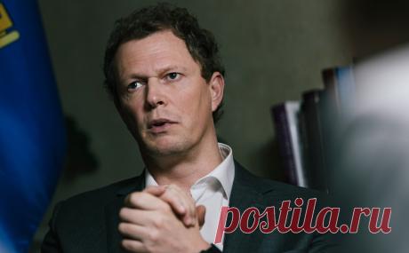 Глава ФНС назвал объем коронавирусных субсидий бизнесу. Малому бизнесу выделено 38,5 млрд руб. на выплату зарплат в ноябрьские нерабочие дни. Мерой поддержки уже воспользовались 300 тыс. компаний, в которых работают более 1,7 млн человек, сообщил в интервью РБК глава ФНС Даниил Егоров