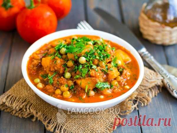 Сегодня предлагаю приготовить простое, сытное и вкусное блюдо – тушеную картошку с тушенкой. Это блюдо не потребует от вас кулинарных подвигов и выручит в любой жизненной ситуации, ведь компоненты его просты и доступны, а процесс приготовления предельно прост и занимает минимум времени. Начнем?!