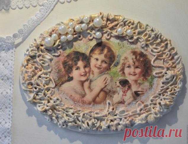 Винтажная вешалочка 