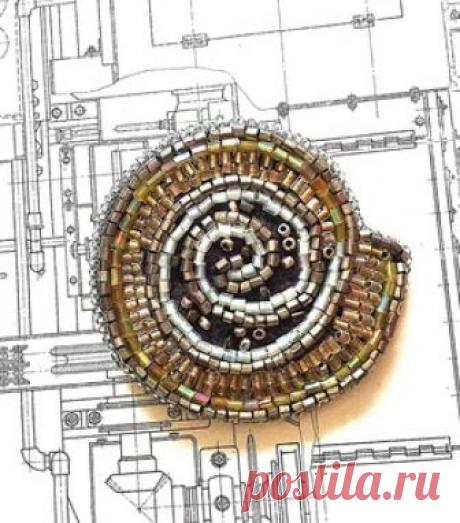 Брошь Морская раковина I Брошь в виде морской раковины. Выполнена из бисера по авторским эскизам художников. Ручная работа от русского дизайнера. Доставка по России и СНГ.