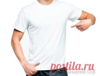 Как отбелить белую футболку от желтых пятен Каждая хозяюшка сталкивается с проблемой отбеливания одежды. Белые вещи, особенно популярные футболки, быстро занашиваются и легко «застирываются», теряя первозданную белоснежность. Свою лепту в вопро...