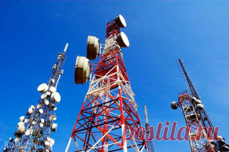 МегаФон лидирует в области внедрения сетей 4G LTE в России В 2017 году МегаФон ввёл в эксплуатацию 21800 базовых станций стандарта 4G LTE, что почти в два раза больше ближайшего конкурента.