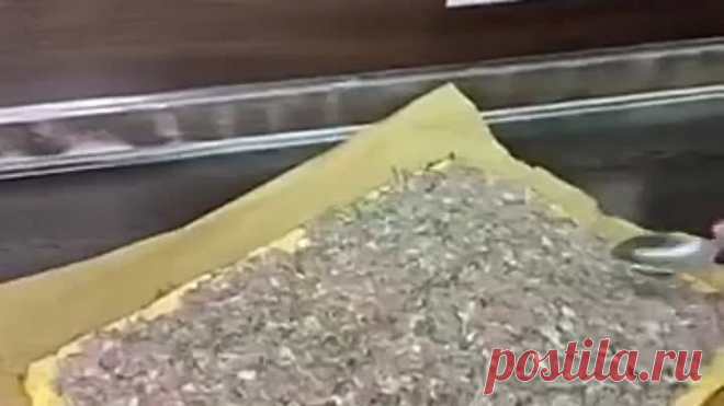 Картофельныи рулет с мяснои начинкои