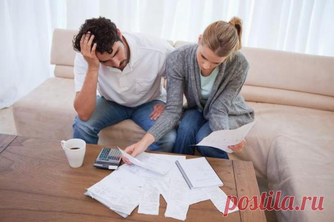 Наложение ареста на имущество должника Каждый человек, не справляющийся со своими обязательствами, представленными алиментными выплатами, кредитами или другими платежами, должен осознавать последствия такого решения. Они заключаются в том,...