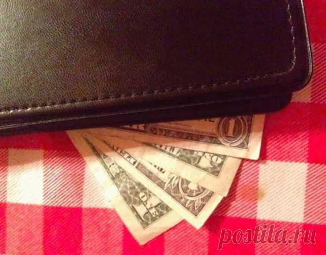 Как оставить щедрые чаевые, не пострадав при этом финансово (4 фото) - ЛоЛс.ру - Позитивный смешарик