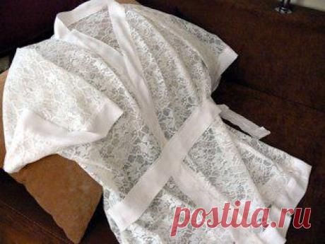 Кружевной халат-кимоно.