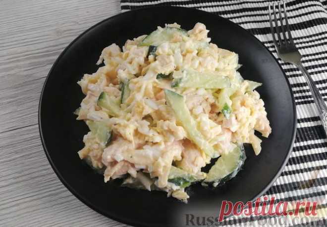 Рецепт: Салат с жареной курицей, огурцом и сыром на RussianFood.com
