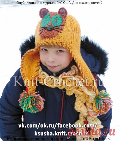 Шапочка с «мордочкой кота» на спицах.