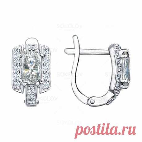 Серьги из серебра с фианитами арт. 94021579
1290 руб