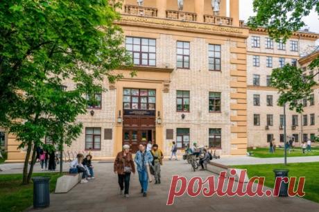 Здесь будет кампус-сад. В Бауманке создадут уникальные условия для учебы. Легендарная Бауманка превращается в суперсовременный научно-исследовательский кластер, включающий в себя помимо множества новейших научных и учебных центров современный студенческий кампус.