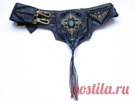 Belt-Bag in black leather by Jungle Tribe