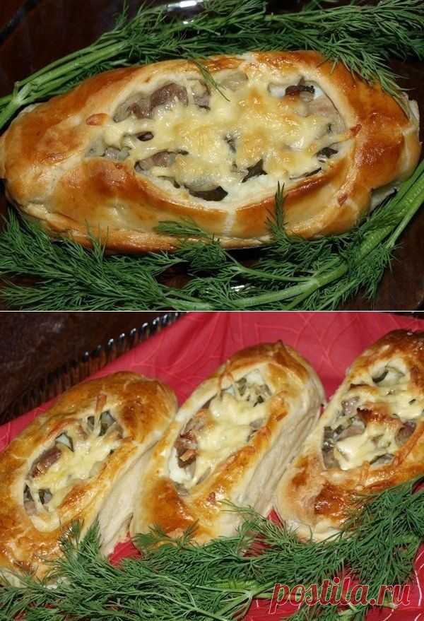 Как приготовить лодочки из слоеного теста с картофелем, мясом и огурчиками  - рецепт, ингридиенты и фотографии