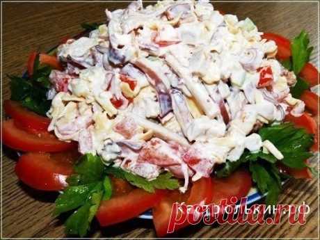 рецепт-приготовления-вкусного-салата-с-кальмарами.jpg (550×413)