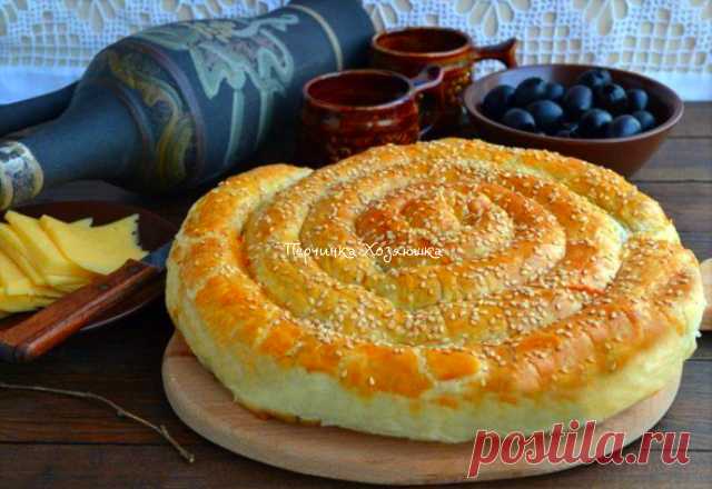 Спиральный пирог из слоеного теста с вкусной начинкой - Vypechka.Perchinka-kHozyayushka.ru