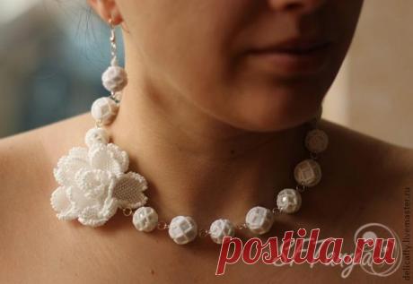 Цветок из бисера