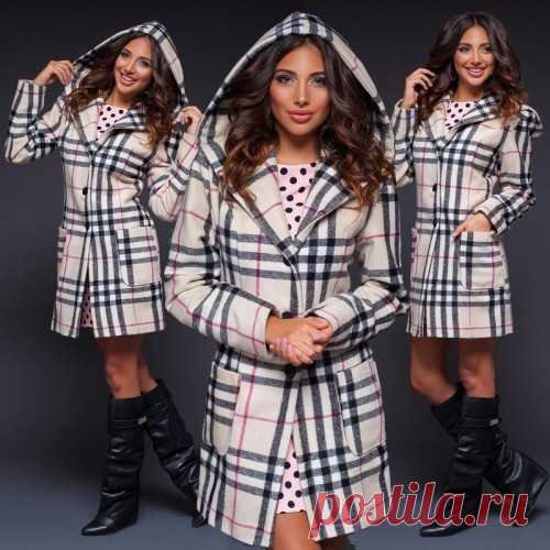 Полупальто в крупную клетку