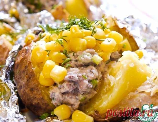 Печеный картофель с рыбной начинкой - простой и вкусный рецепт, который удивит всю семью!