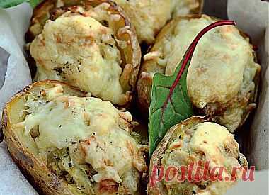 Рецепт: Запеченный картофель, фаршированный цесаркой
