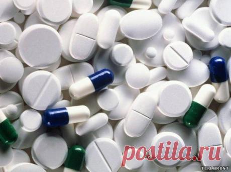 Распространенно мнение о том, что, принимая дрожжи, в форме таблеток или жидком виде, можно набрать вес. Действительно, у пациентов с недостатком веса тела, они повышают аппетит и улучшают усвоение пищи, вследствие нормализации работы кишечника