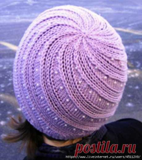 Шапка спицами.