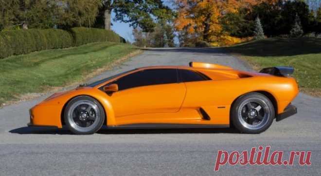 Породистый бык – Lamborghini Diablo GT “The King in yellow” (20 фото) | Чёрт побери Lamborghini? Diablo! Именно таким будет ответ большинства. А если попросить большинство описать, материализовать силу, мощь, взрыв, рывок и прочее возникновение, движение энергии — с их описания можно будет явно представить Этот Автомобиль. Это именно тут случай, где название модели на все 100 процентов соответствует содержанию. А еще, для большинства, это такой же кусочек беззаботного детс...