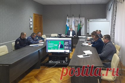 Власти граничащего с Украиной региона переселят жителей четырех сел. Власти Белгородской области ввели режим чрезвычайной ситуации в четырех селах региона, их жителей переселят. Он уточнил, что речь идет о селах Красный Хутор, Наумовка, Новая Наумовка и Вторая Наумовка. Переселенцам будет выплачиваться компенсация в размере 10 тысяч рублей на съем жилья в пределах региона.