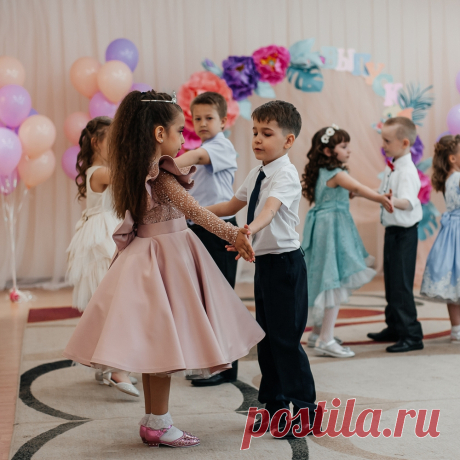 💌 Выпускные альбомы, где каждая фотография олицетворяет вашего ребенка
🤩 Персональный подход 📸 Профессиональный фотограф 💖 Доступные цены
🌍 Работаем по Санкт-Петербургу и Ленинградской обл. 📞 +7(921)580-40-01