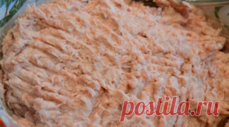Фарш с картофелем и сосисками