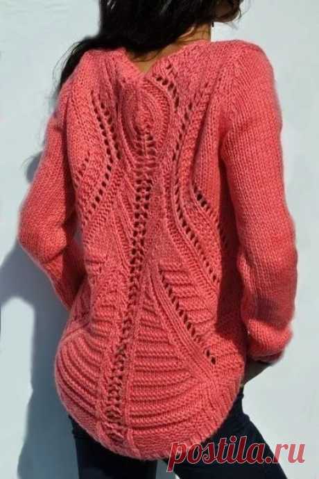 ​Вяжем сами пуловер с ажурной спинкой