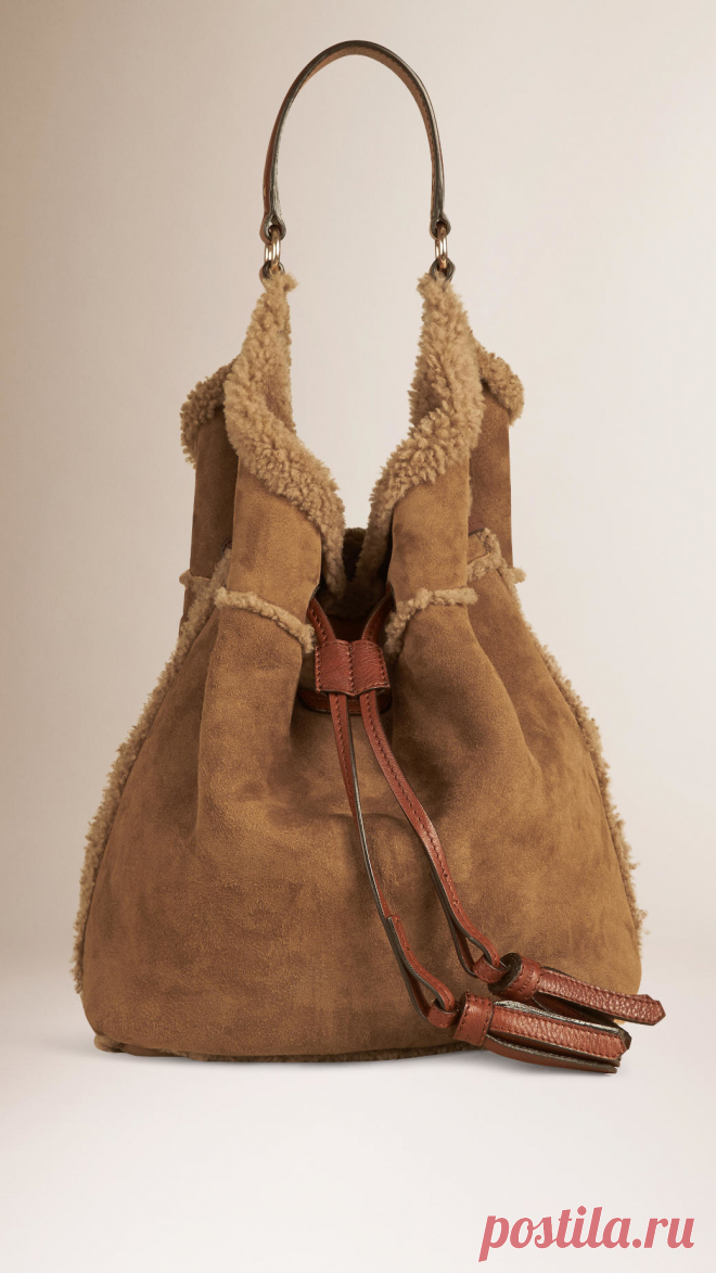 burberry-caramel-the-large-ashby-in-shearling-and-leather-brown-product-5-385024325-normal.jpeg (1040×1849)