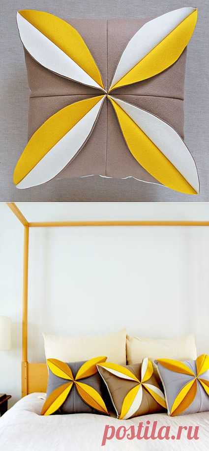 Шьем декоративную подушку "Четыре лепестка" из фетра. МК.