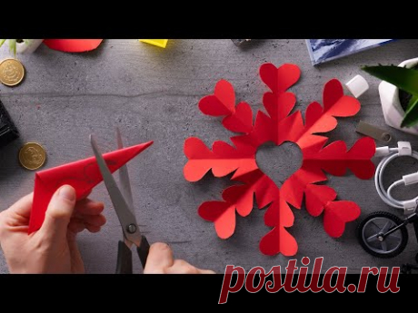 ✂️ Как сделать украшение с сердечками из бумаги ❄️❤️ Поделки своими руками легко и просто