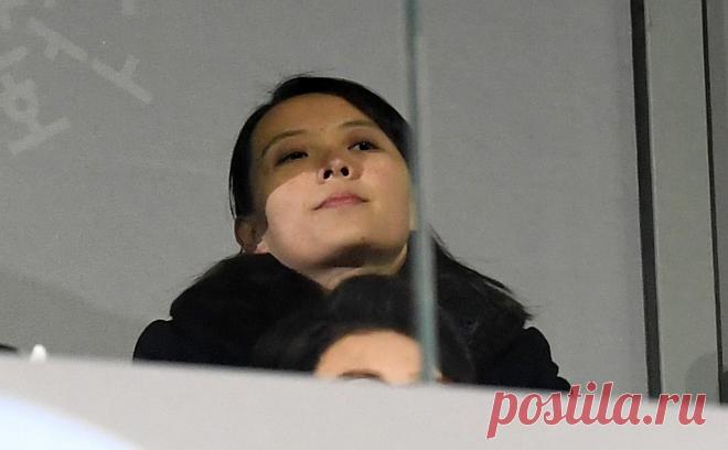 Сестра Ким Чен Ына нашла «собачье сходство» у Южной Кореи и Украины. На прошлой неделе Пхеньян обвинил Сеул в запусках беспилотников с пропагандистскими листовками, назвав это военной провокацией. Сестра Ким Чен Ына назвала такое поведение Южной Кореи безрассудным, сравнив страну с Украиной