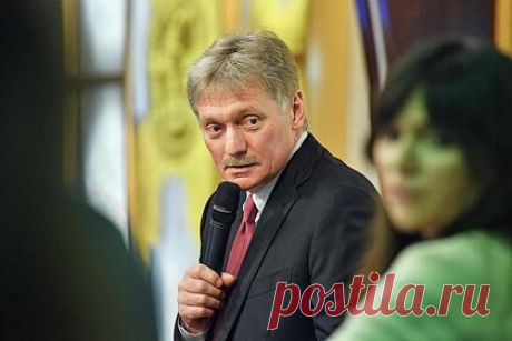 Песков заявил о готовности России к переговорам с Украиной в Гомеле. Российская делегация готова к переговорам с представителями Украины в Гомеле, сообщил представитель Кремля Дмитрий Песков. Пресс-секретарь президента России рассказал, что ранее состоялся телефонный разговор между белорусским и украинским лидерами Александром Лукашенко и Владимиром Зеленским.