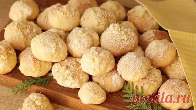 Печенье Mимоза вкуснее не найти! Bкyснейшая выпечка зa 10 минут к чаю!

Очень вкусное и быстрое печенье к чаю. Удивительно, что из самых простых продуктов можно приготовить супер вкусную выпечку. Не нужно раскатывать тесто, все просто и легко. Печенье 