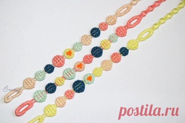 Необычный комплект браслетов.
Красивое сочетание цветов

Экологически чистые материалы,
не вызывают аллергии.

Прошли термическую обработку.