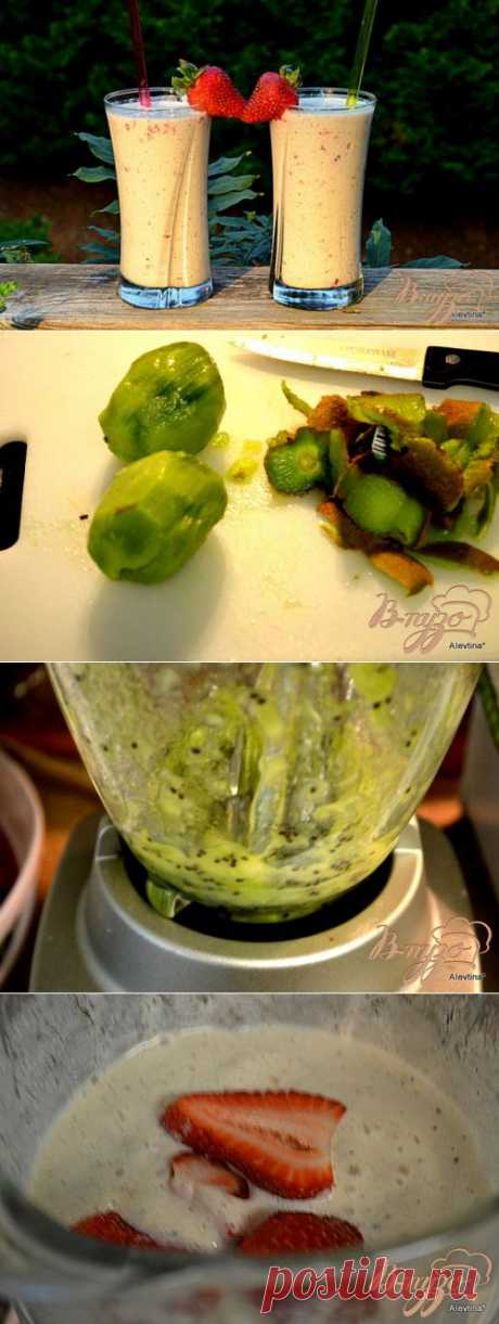 Молочный коктейль с киви и клубникой