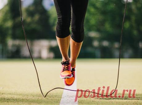 Скакалка: самый дешевый способ привести себя в форму | Marie Claire