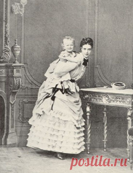 Пикантный снимок Мэрилин Монро в нижнем белье и еще 18 редких исторических фото.