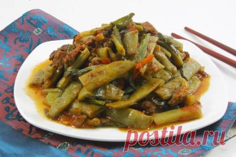 Зеленая стручковая фасоль с мясом