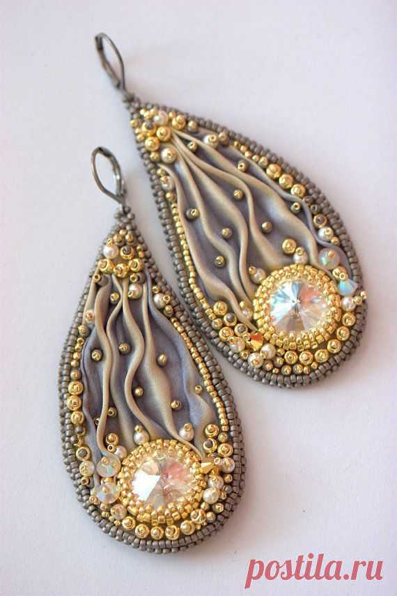 (11) Golden Tarnished Shibori Earrings