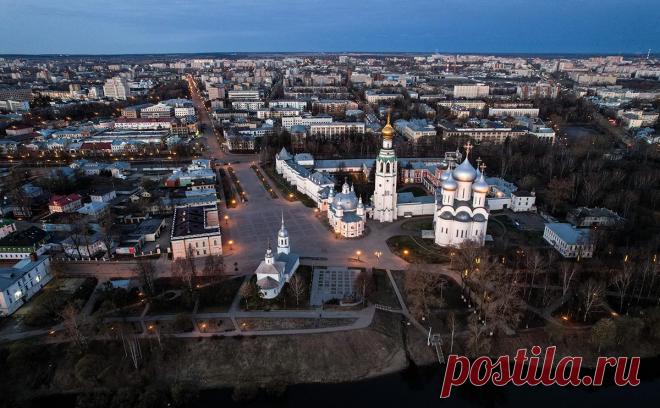 В Вологде две улицы назовут в честь Жоги и Бубы. В Вологде улицы будут названы в честь погибших в ходе военной операции командира батальона «Спарта» Владимира Жоги и сержанта-добровольца из Вологодской области Игоря Смирнова (позывной «Буба»).