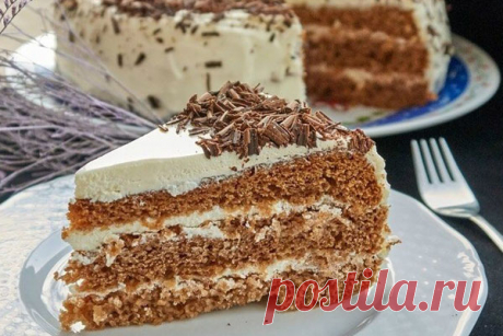 Мокрый торт со сметанным кремом
Наслаждайтесь ароматным чаем с вкусным тортом!