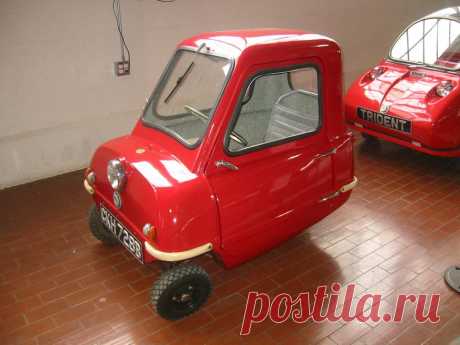 Peel P50: самый маленький серийный автомобиль в мире, который благодаря своим размерам даже попал в книгу рекордов Гиннесса / Авто и транспорт / iXBT Live