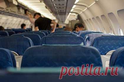 Red Wings на две недели отложила запуск прямых рейсов из России в Грузию. Авиакомпания Red Wings на две недели отложила запуск прямых рейсов в Грузию, об этом сообщает Ассоциация туроператоров России (АТОР). Согласно обновленному плану полетов, рейсы из Сочи в Тбилиси будут выполняться по понедельникам и четвергам с 15 июня, а Кутаиси — с 16 июня трижды в неделю.