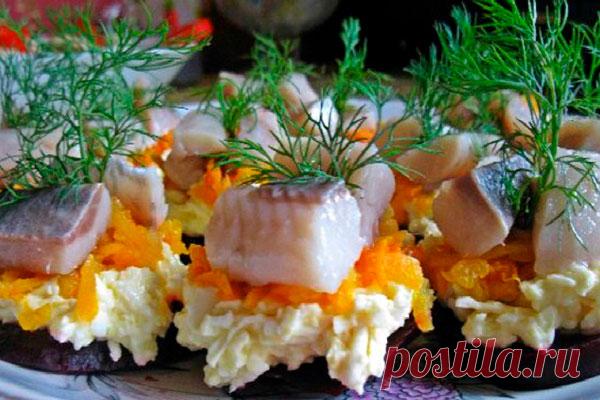 Замечательная фуршетная закуска «Сельдь на меху» к праздничному столу