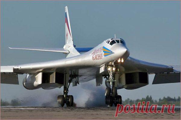 Ту-160 "Белый лебедь" стратегический ракетоносец-бомбардировщик