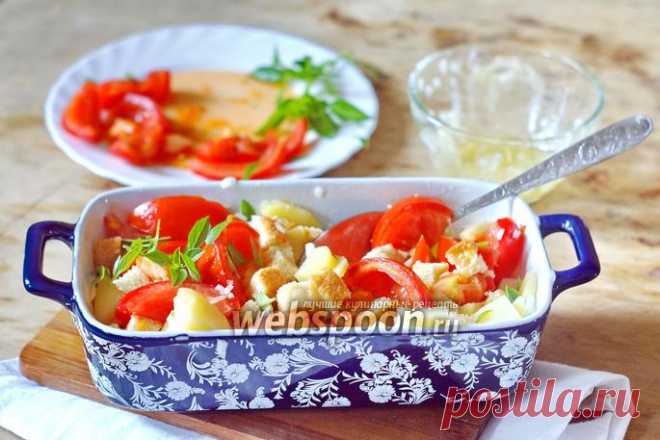 Салат с помидорами и гренками