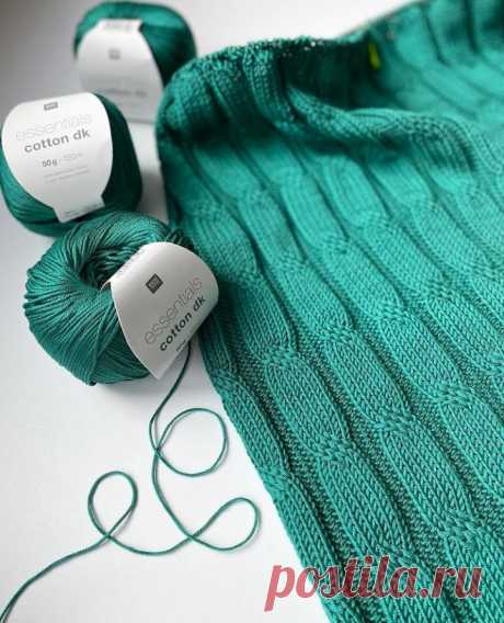 Ложные или плоские жгуты спицами. Схема. / knittingideas.ru